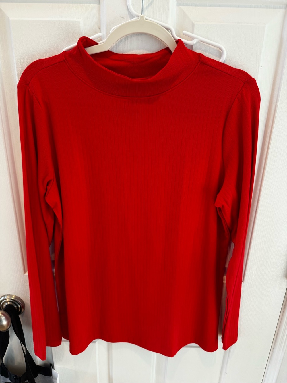 Duluth Trading Co Red Long-Sleeve Mock Neck Top